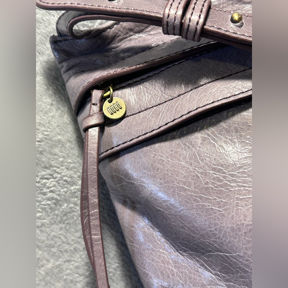 Hobo International Larkin Genuine Leather Crossbody - Picture 3 of 11